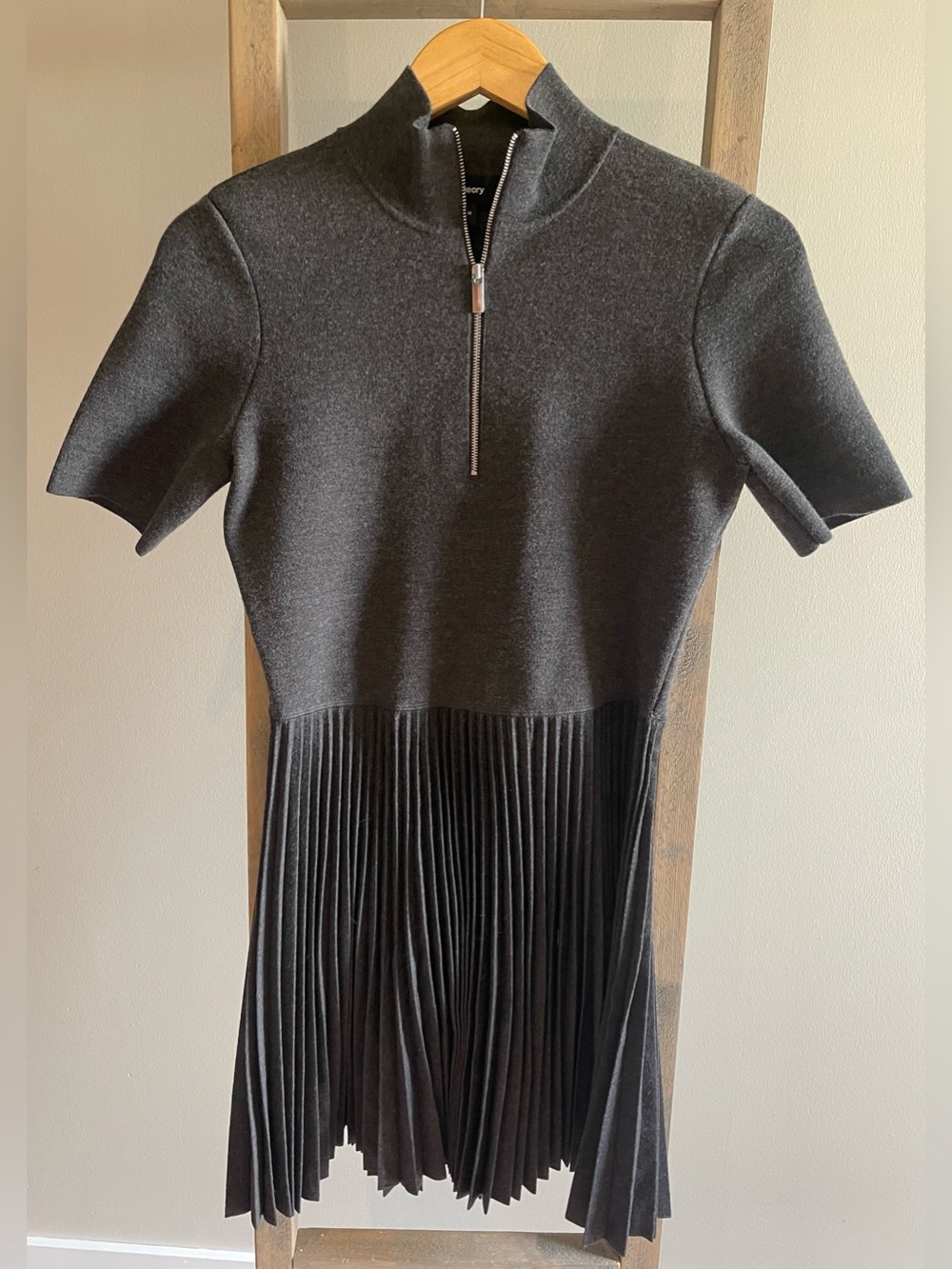 Theory Zip-Up Combo Dress in Blended Wool Flannel size medium - Picture 5 of 8